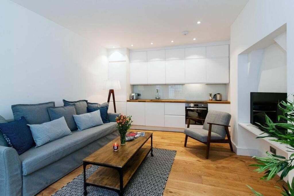 Charming Stylish One-Bedroom Apartment London Exterior photo