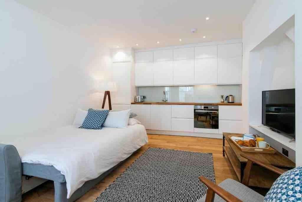 Charming Stylish One-Bedroom Apartment London Exterior photo